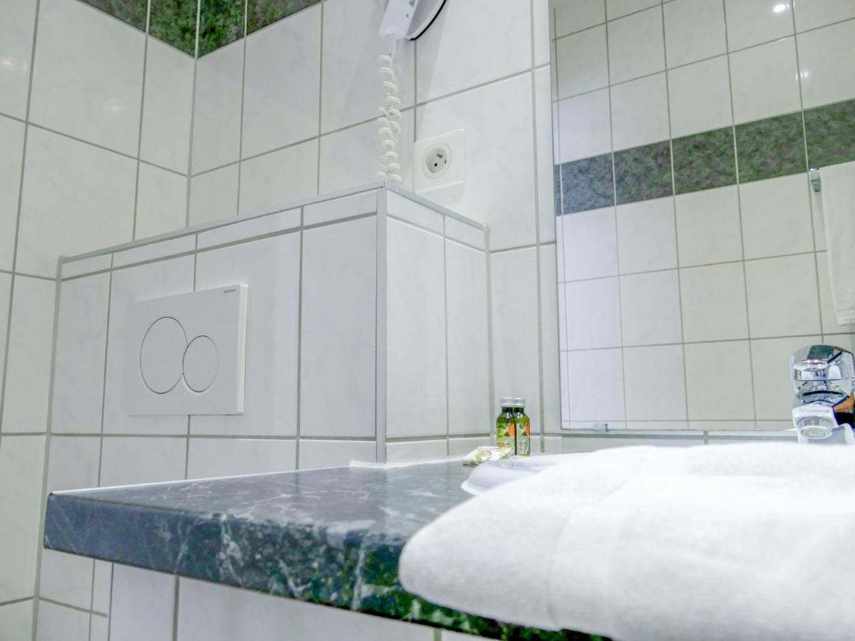 Hotel Berlioz Euroairport Basel - Mulhouse - Freiburg Сен-Луї Екстер'єр фото